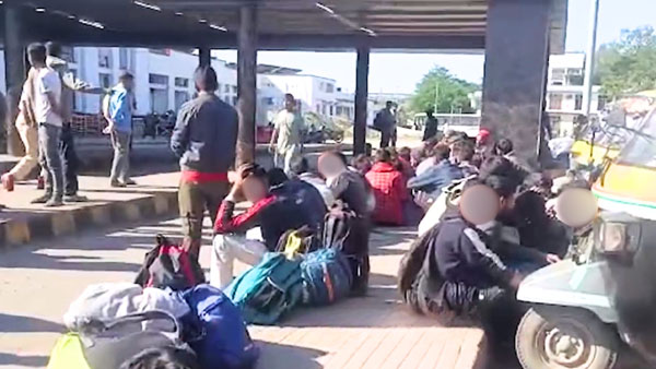 44 detained at New Tinsukia Railway station on suspicion of ‘doubtful identity’