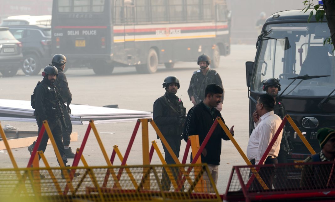 Delhi blast could be result of panic rather than pre-planned act: Security sources