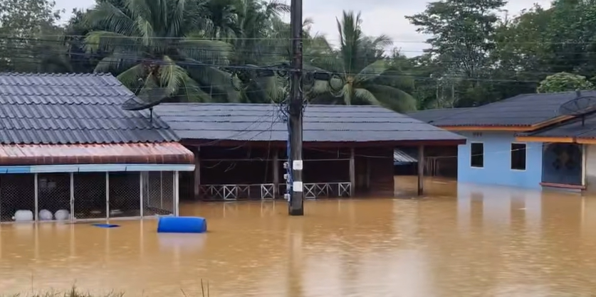 Death toll from floods in Thailand reach 145 as receding water reveals widespread damage
