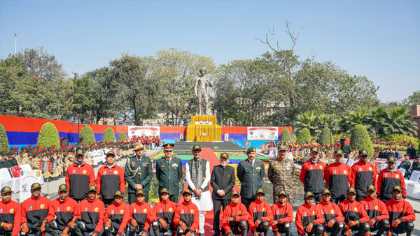 Jharkhand Guv, Union minister flag off 2nd leg of Veer Birsa Munda Cyclothon