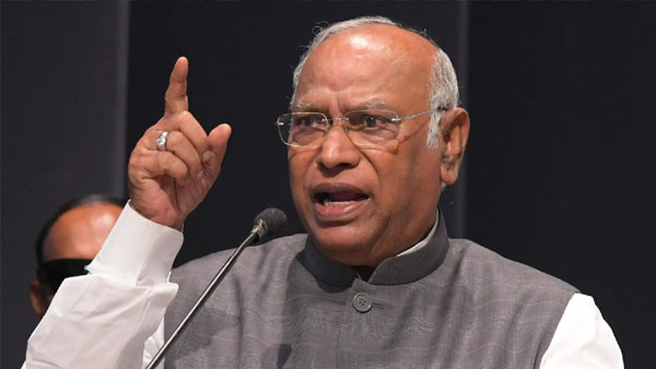 BJP people ‘gaddar’, ‘dramebaaz’; need to be removed from power: Kharge