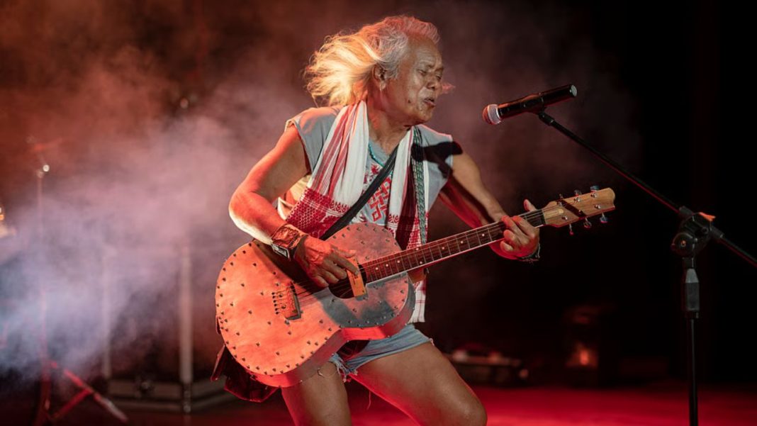 Lou Majaw honoured with Shyntor Excellence Award