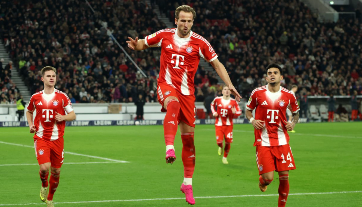 Kane scores hat trick and Bayern maintains big Bundesliga lead