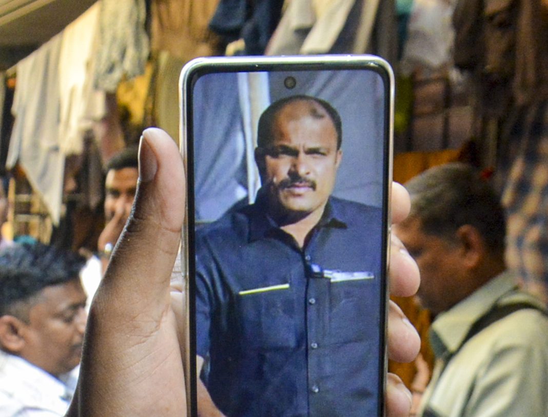 Baramati air crash: Ajit Pawar’s security officer Jadhav cremated in Satara