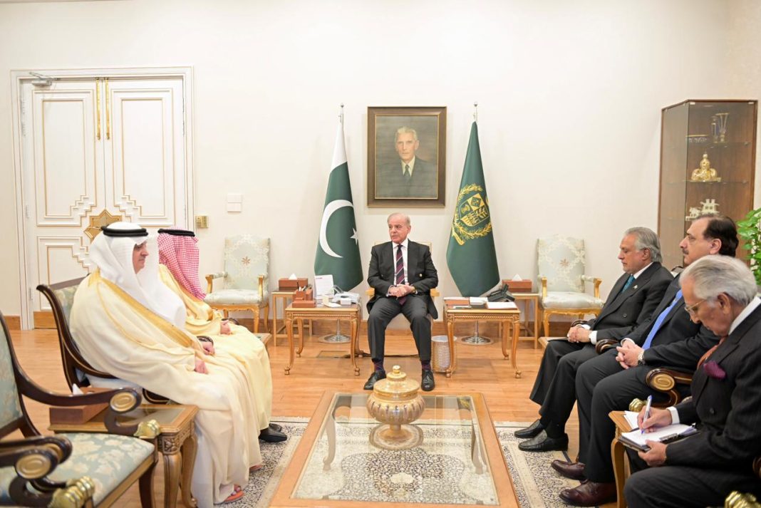 Saudi, Egypt and Turkiye foreign ministers in Pak to discuss West Asia tensions