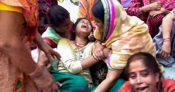 Eight devotees killed, eight injured in stampede at temple in Bihar, SHO suspended