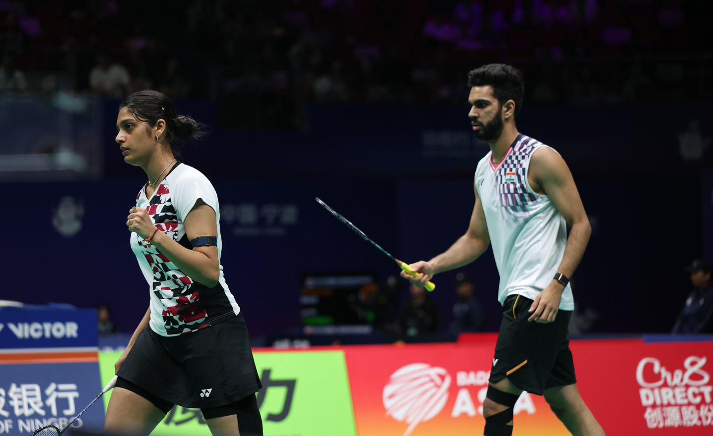 Dhruv-Tanisha pair wins on mixed day for India at Badminton Asia ...