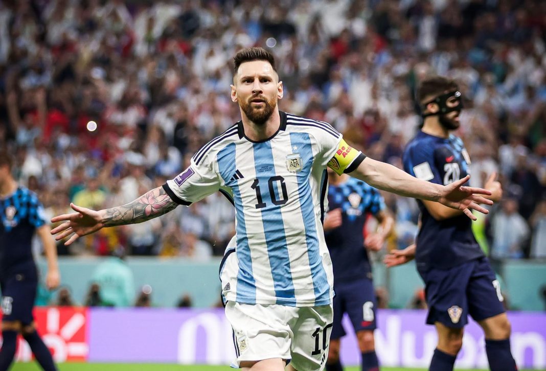 Messi breaks World Cup scoring record with 17th and 18th goals in Argentina win