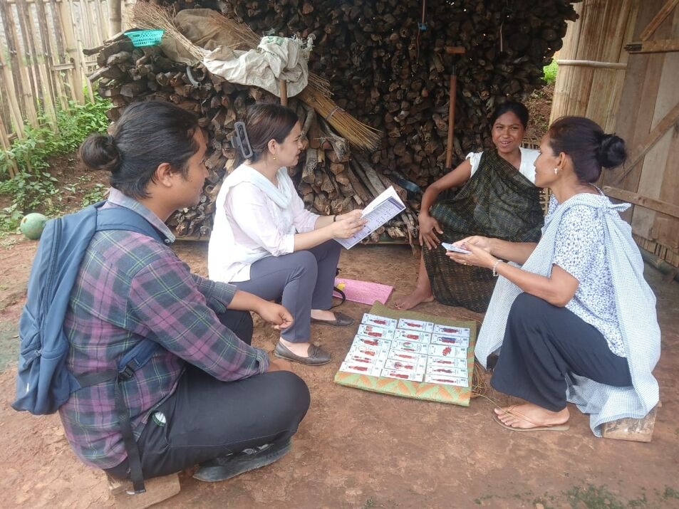 ‘Khasi’ flashcards aid ASHAs spot high-risk pregnancies in villages