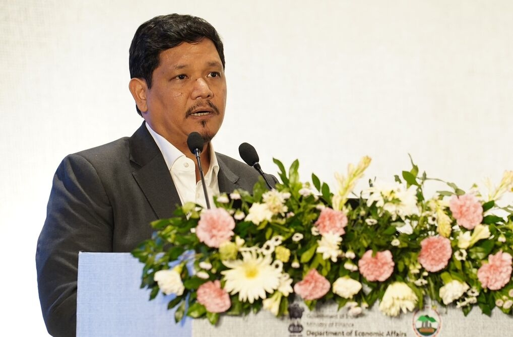 Locals in 90% of EAP consultancy roles: CM