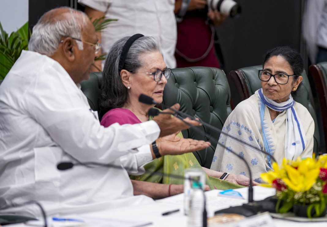 INDIA bloc meeting: Oppn leaders vow unity, seek Pradhan’s resignation
