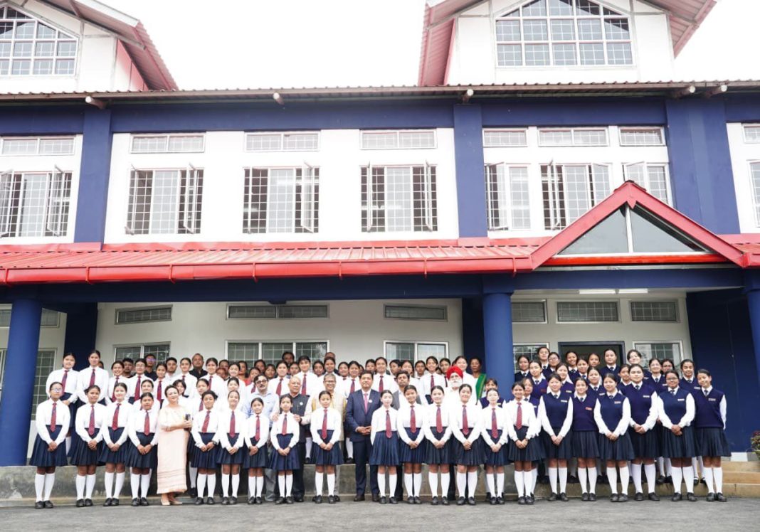 CM inaugurates new building of Pine Mount School boarding