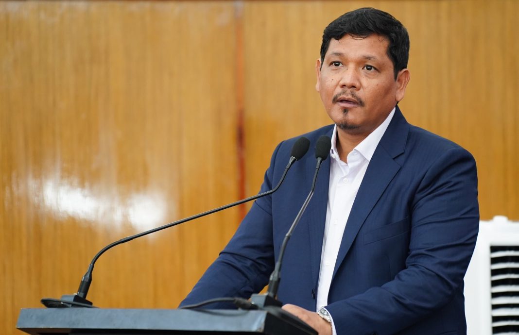 Setting targets can help create work culture: CM