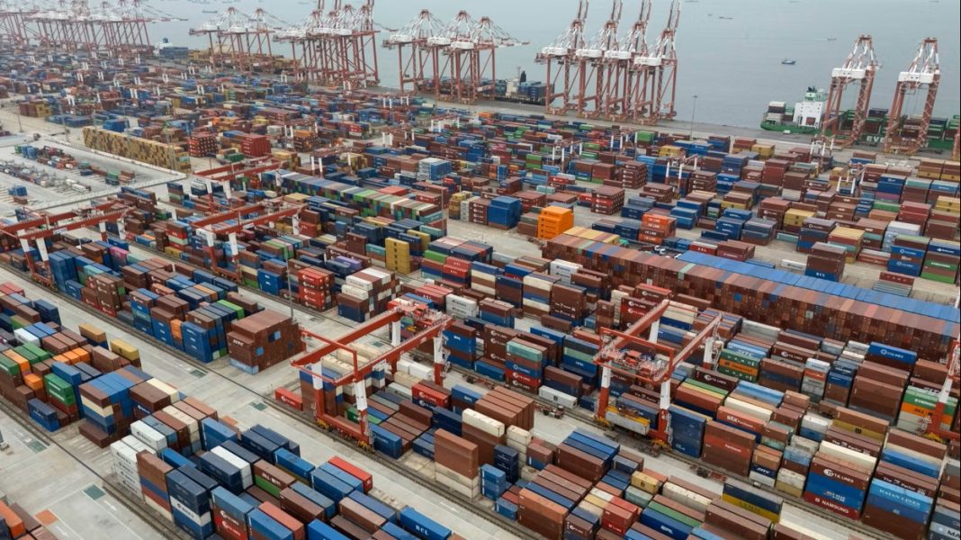 Trump administration races clock to rebuild US tariff wall knocked down by SC