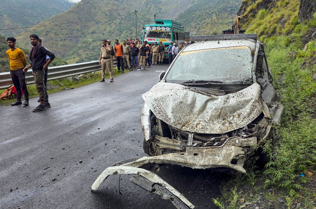 11 killed in J&K rain fury