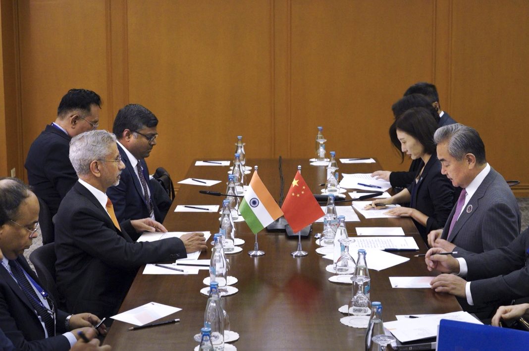 Border peace key to normal ties, Jaishankar tells Wang Yi in Manila; raises trade issues