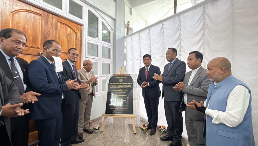 Paths of Govt, church may differ, but destination same: CM