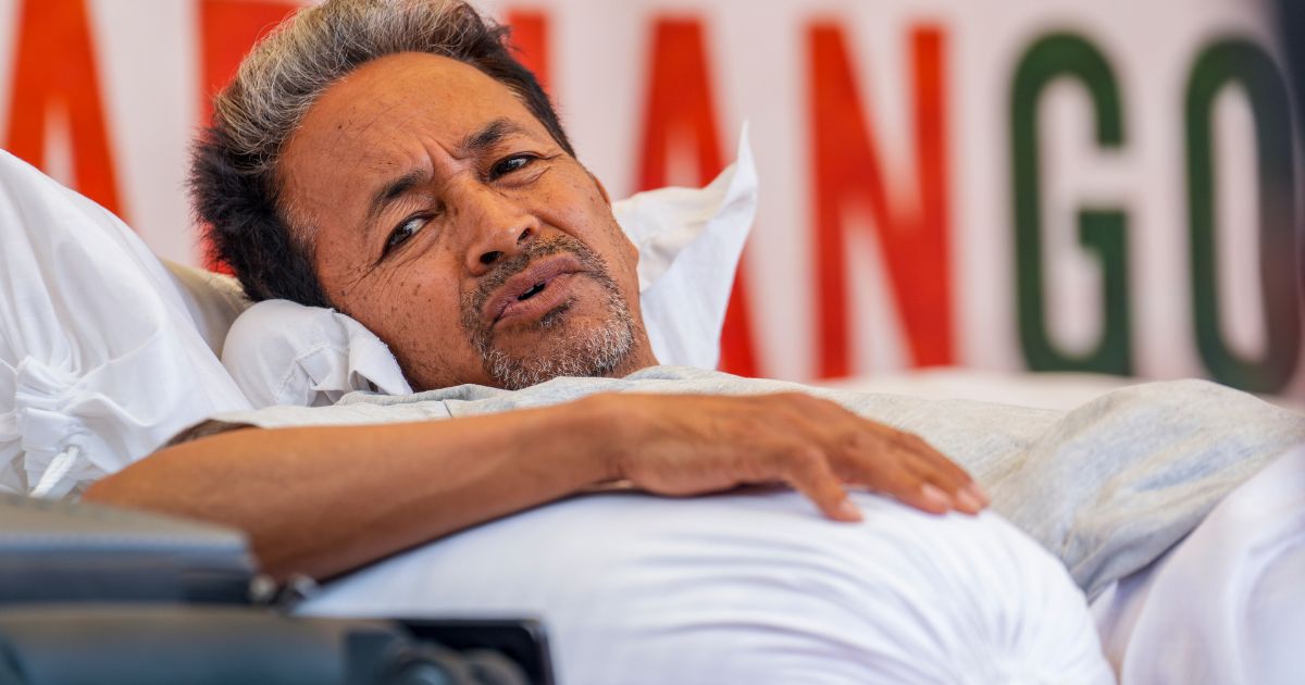 Wangchuk refuses to end fast despite appeals, being in 'immense pain' - The  Meghalayan Express