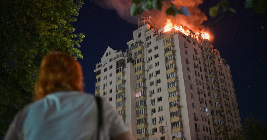 A major Russian attack kills 17 in Kyiv as Ukraine keeps striking Moscow’s oil sector