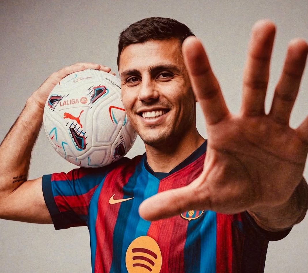 Rodri says it’s ‘a dream to play for Barcelona’ as he arrives to seal transfer from Man City