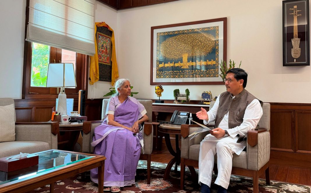 CM moves FM on EAP ceiling