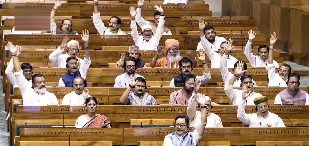 Lok Sabha passes bill to amend mines and minerals development law without debate