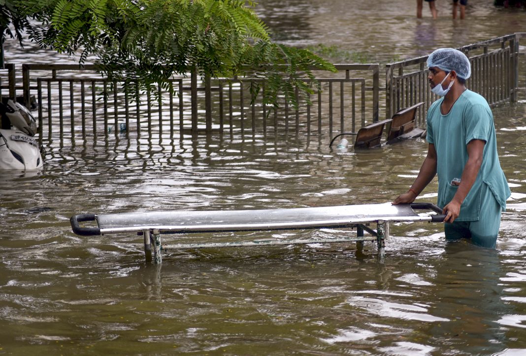 Five killed in separate incidents as heavy rain lashes Varanasi
