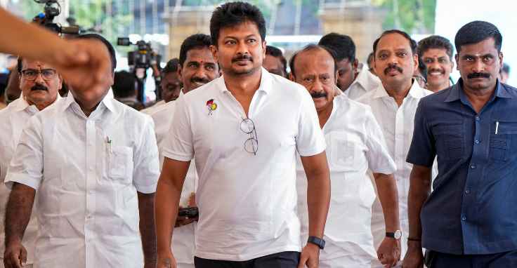 TN Assembly witnesses ruckus over drugs, DMK walks out