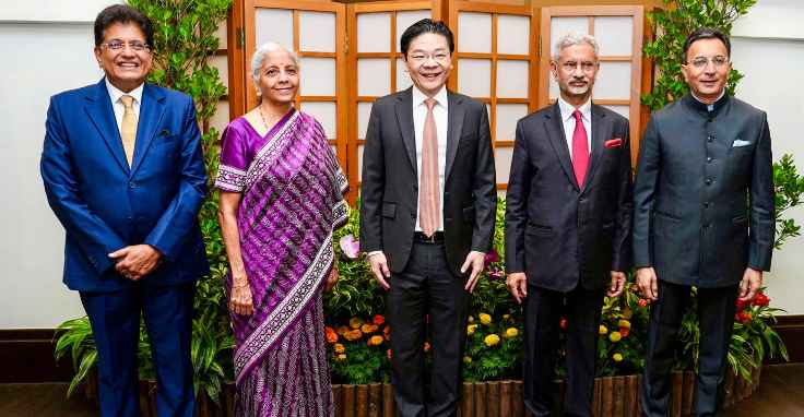 Singapore PM meets Indian ministers, discusses ways to deepen bilateral ties
