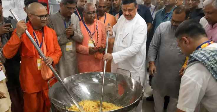 Suvendu inaugurates ISKCON’s kitchen in Kolkata for school mid-day meals, to benefit 44,000 students