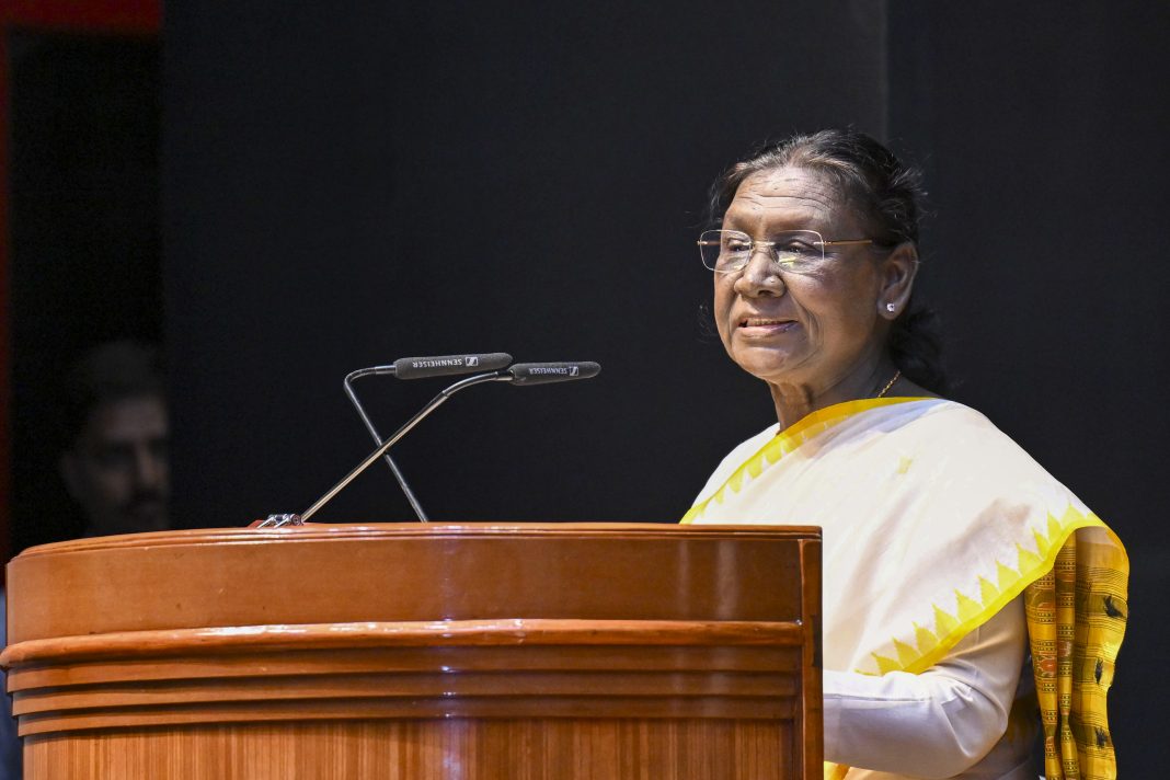 Teachers have duty to shape students into good human beings: President Murmu