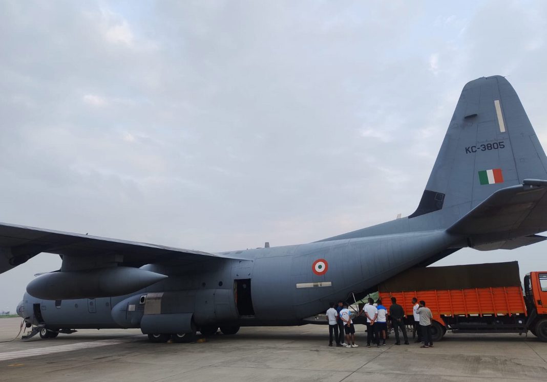 India sends more relief supplies to Nepal