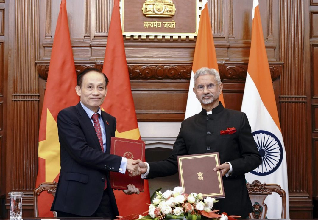 India, Vietnam to expand defence ties through joint production of military hardware