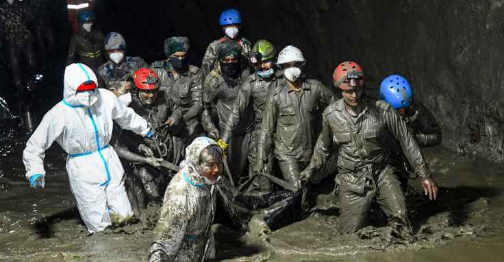 Nepal floods: 1,453 dead, nearly 5,300 still missing a month after disaster