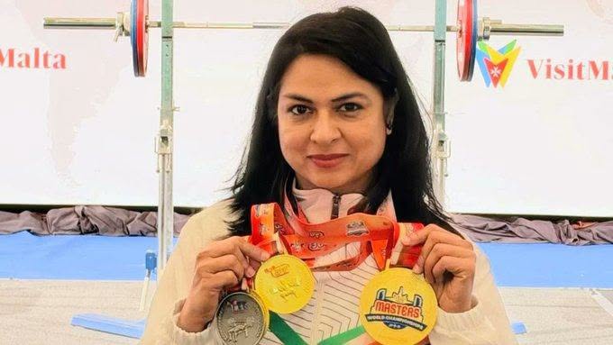 IRS Officer Ekta Vishnoi wins 3 gold medals at World Masters Powerlifting C’ship