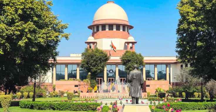 SC issues notice to Delhi Police on plea against de-notification of Jantar Mantar as protest site