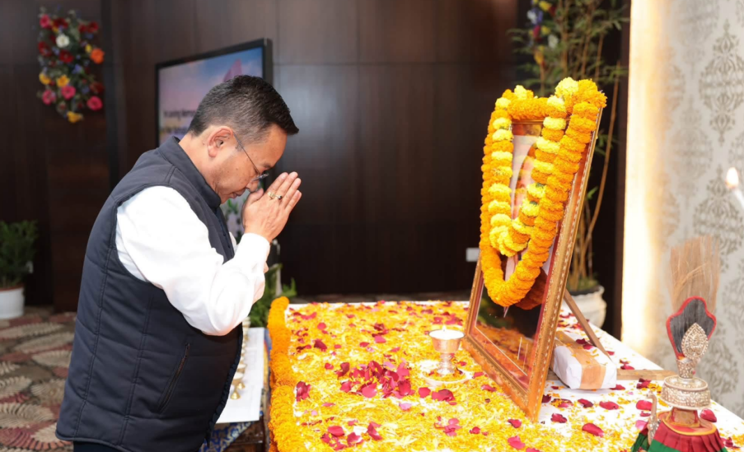 Sikkim leaders pay tributes to former CM Nar Bahadur Bhandari on his 85th birth anniversary